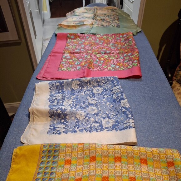 Liberty Vintage Silk Squares-4 - Picture 2 of 7